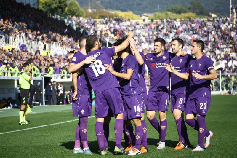 Bella e prima. Poker al Frosinone, la Fiorentina torna in vetta