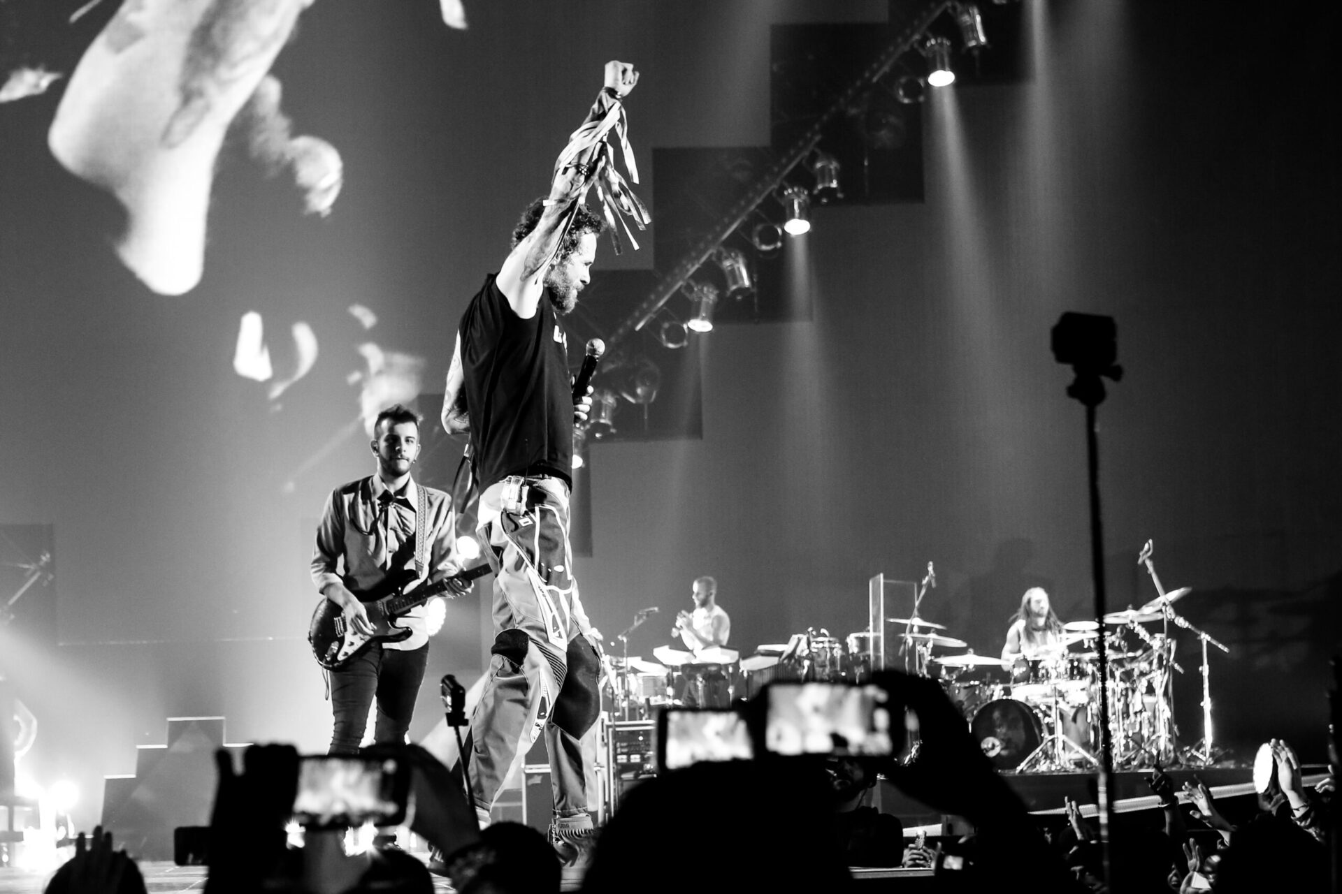 ‘Il più grande spettacolo’. Livorno travolta dall’energia di Jovanotti