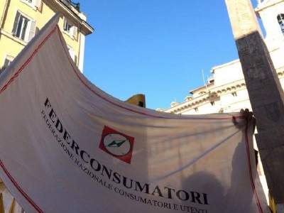 Info e consulenze. Banca Etruria, Federconsumatori al fianco dei risparmiatori