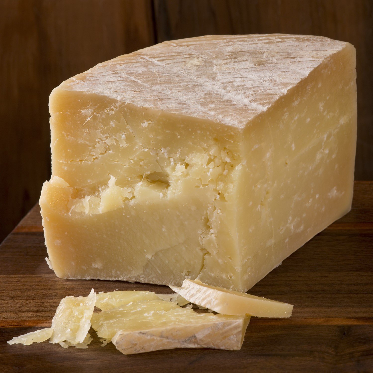 Forme di solidarietà. Consorzio Pecorino toscano, 300 chili di formaggio per la Caritas