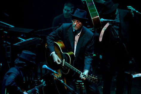 La scaletta. De Gregori scalda Firenze in nome di Dylan e Caterina Bueno