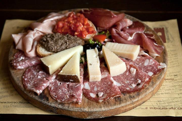 Ristorazione a Firenze: Sì a qualità e prodotti agricoli, No a ‘muri’ e divieti impraticabili
