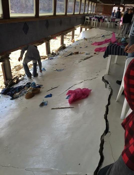 Ristorante crollato. Il racconto della titolare: «Prima il boato e poi le urla»