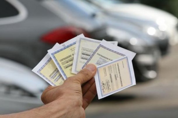 Falso broker. Finte residenze per assicurazioni più vantaggiose, arrestato a Chiusi
