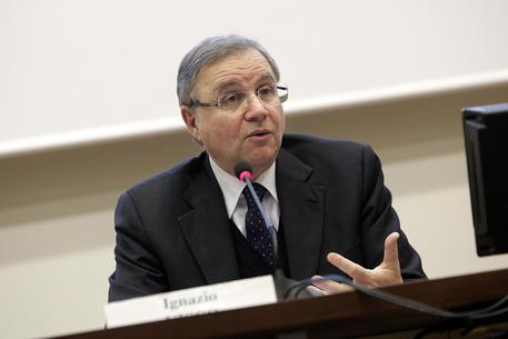 Questione di fiducia. Mps, Visco: «Il piano sarà implementato, rischi minimizzati»