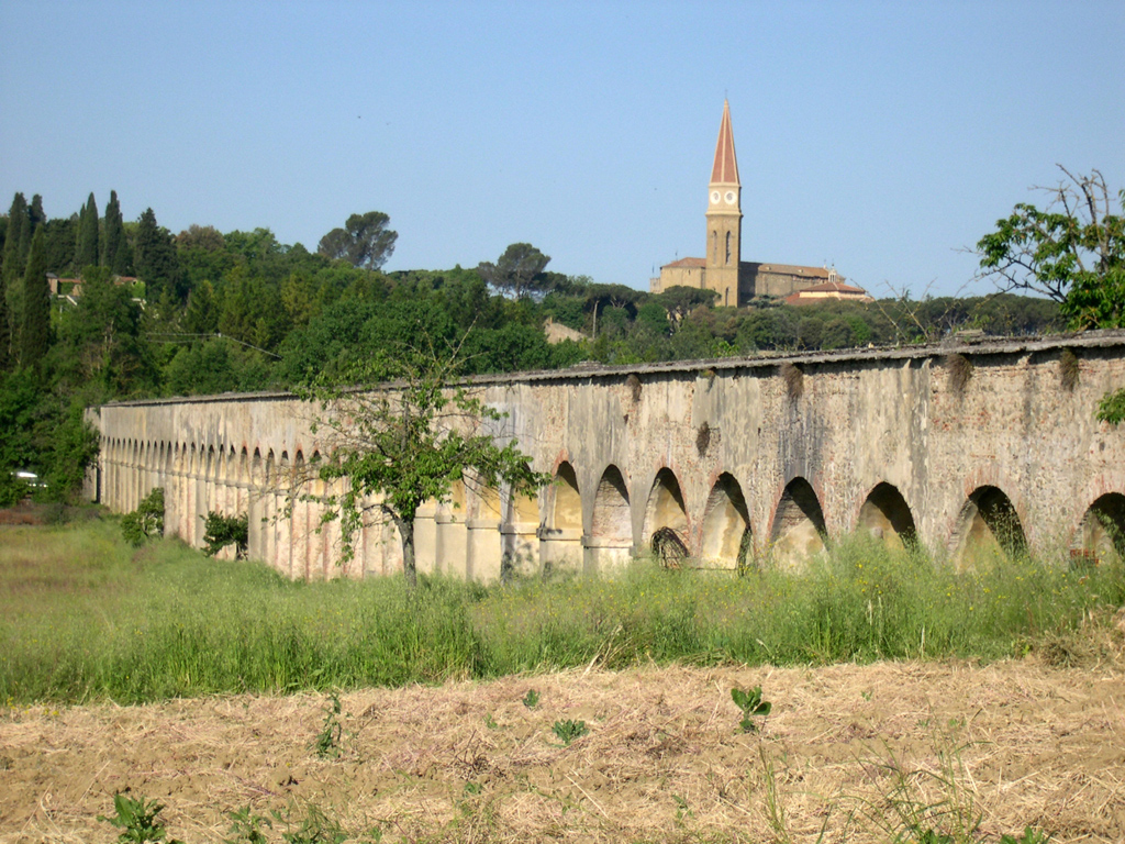 Il restauro. Arezzo, 100 giorni per il recupero dell’Acquedotto Vasariano, il sindaco: «Un bene che è la benzina del nostro turismo»