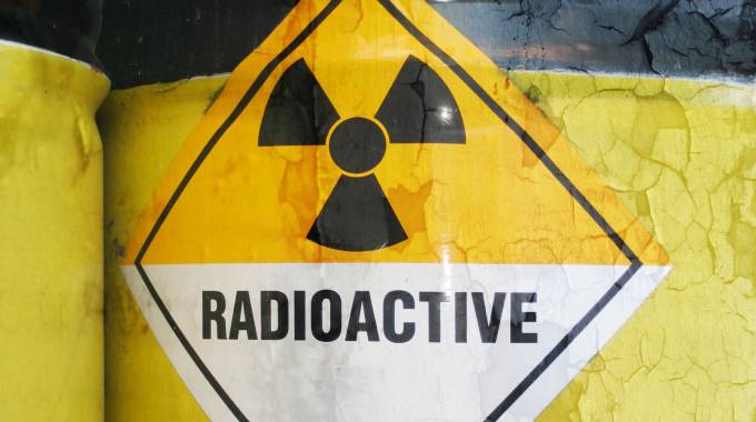 Rifiuti pericolosi. Materiale radioattivo all’ex Vetreria a Vinci, ordinata rimozione