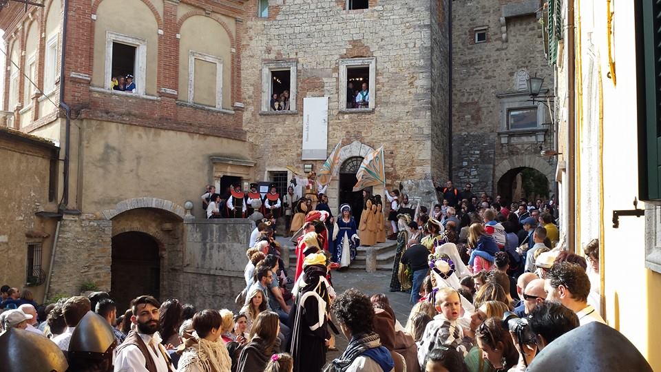 Viaggio al tempo del Medioevo per il gran finale del Serremaggio, il Castello si veste a festa