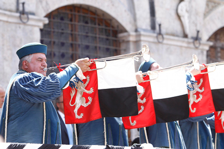 Palio di Siena. Alla contrada dell’Istrice la seconda prova