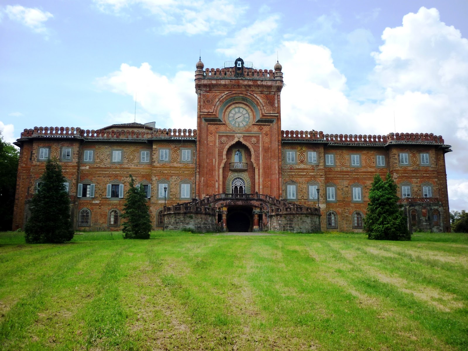 Contro il degrado. Castello di Sammezzano, presentato esposto in Procura