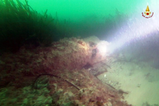 Esplosione in mare. Livorno, è stato fatto brillare l’ordigno trovato sul fondale