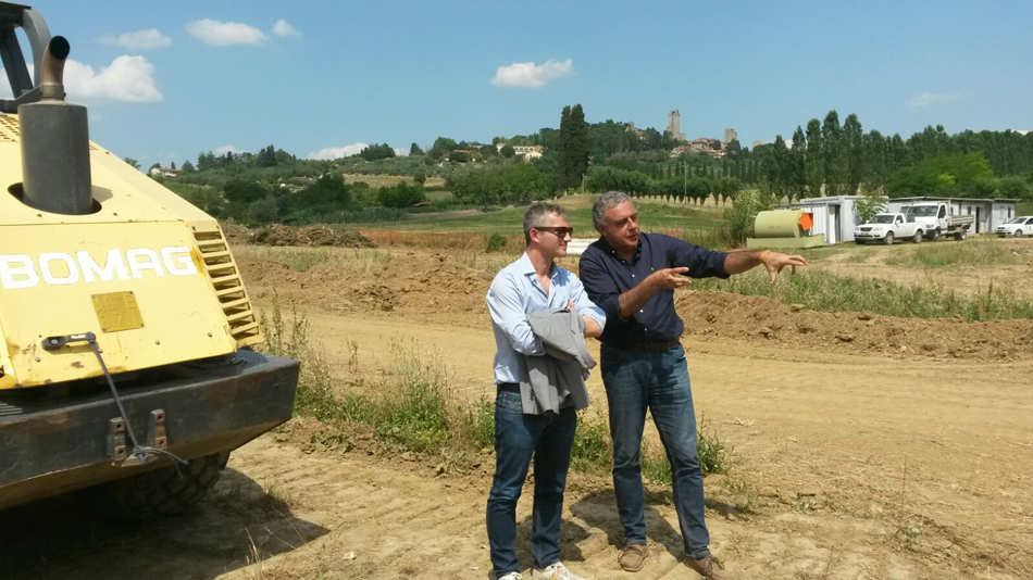 Circonvallazione esterna, riprendono i lavori. Sopralluogo del sindaco Bassi e del presidente della Provincia di Siena Nepi