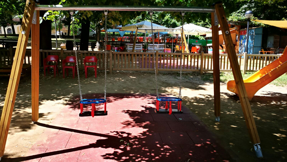 Nuovo look per il parco giochi al Cassero