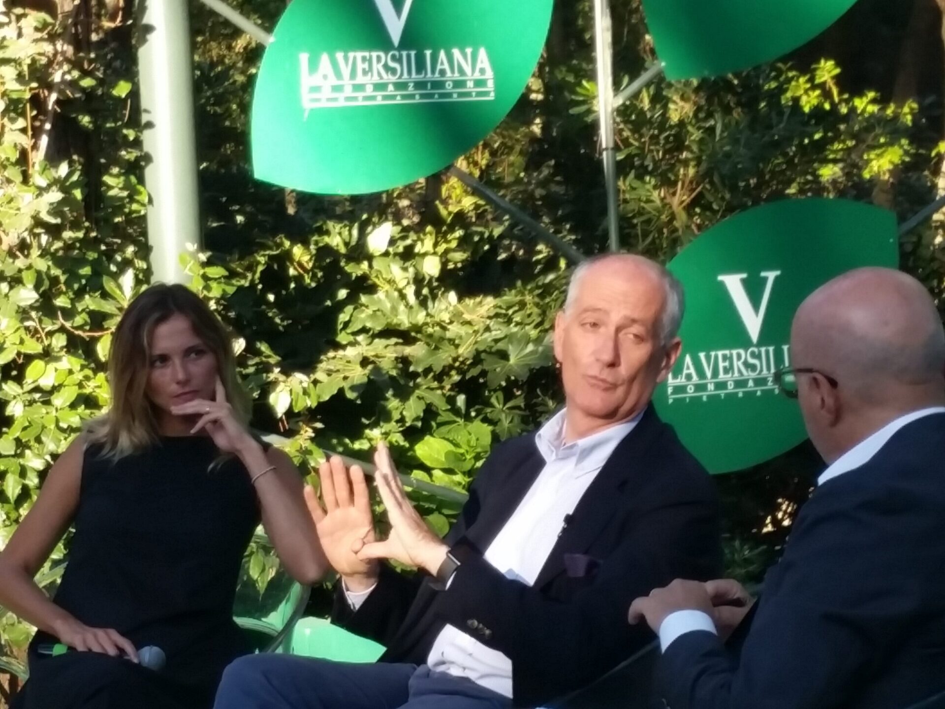 Non piegarsi al terrorismo. Gabrielli: «Consapevoli delle minacce ma non bisogna cambiar vita»