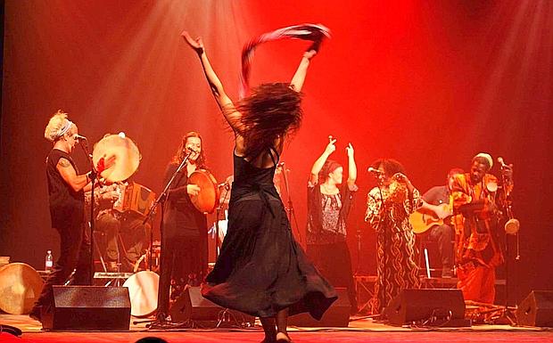 A Rocca d’Orcia arrivano i Paesaggi Musicali Toscani, viaggio al sud con tarante e tarantelle della tradizione pugliese e napoletana