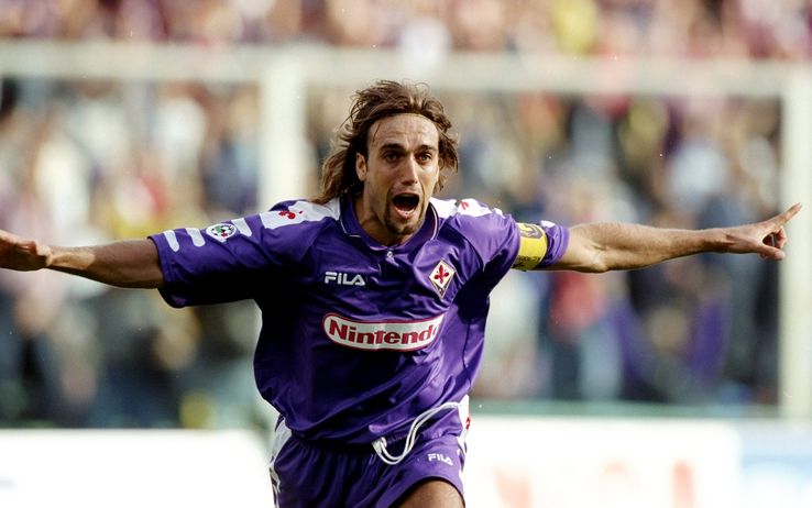 Bandiera viola. Batistuta cittadino onorario di Firenze