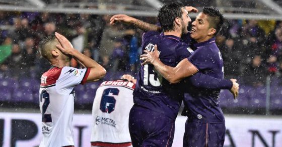 Annacquati. Crotone e pioggia frenano la Fiorentina, un gol di Astori evita ai viola di colare a picco
