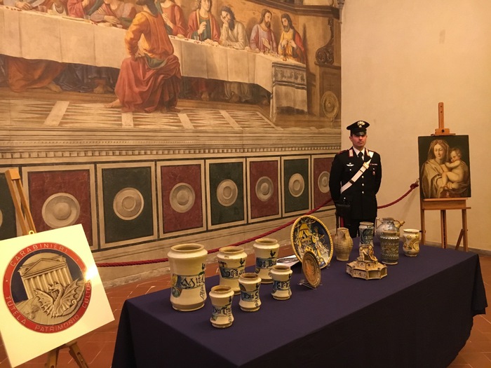 L’arte torna a casa. Recuperate ceramiche e maioliche del XVI secolo rubate a Firenze