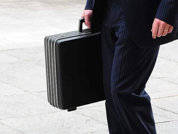 Avvocato imputato. Accusato di furto aggravato, avrebbe prosciugato l’eredità di un cliente