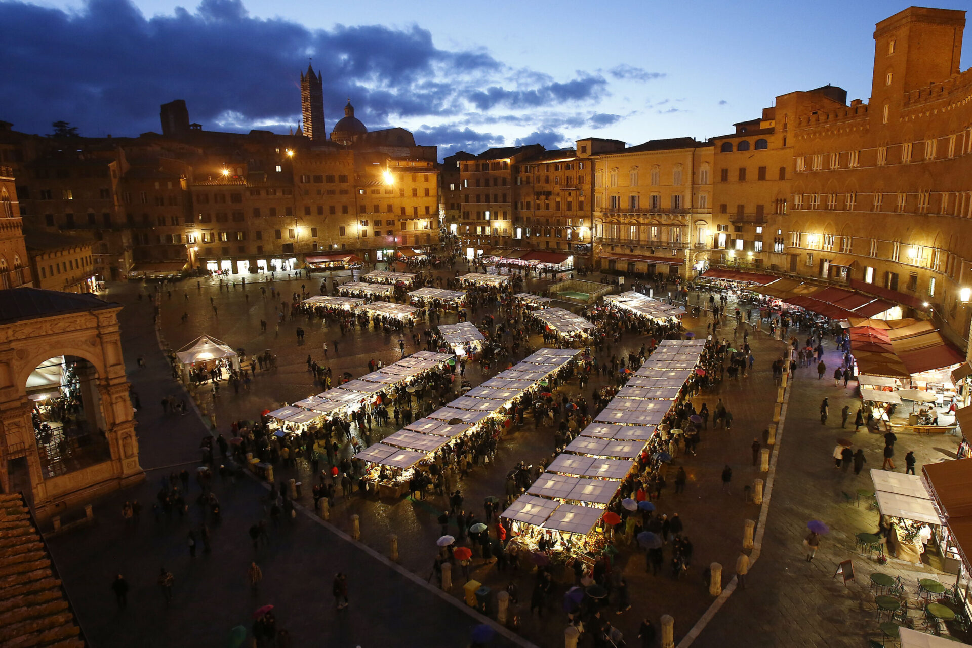 Weekend di gusto. Siena, il 3 e 4 dicembre il meglio dell’enogastronomia in piazza con il Mercato nel Campo