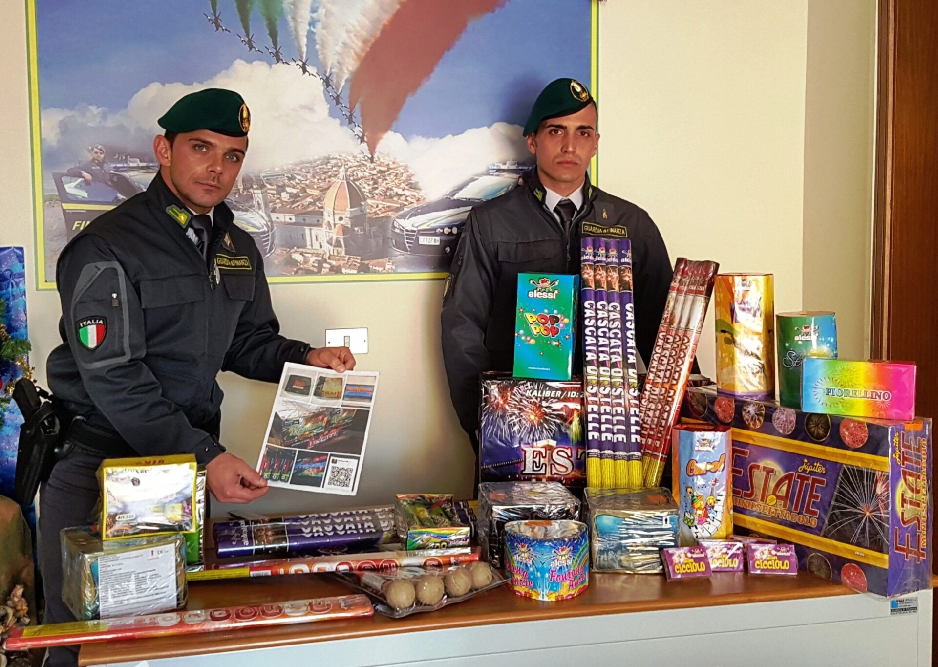 Carico esplosivo. GdF sequestra 250 Kg di fuochi d’artificio illegali