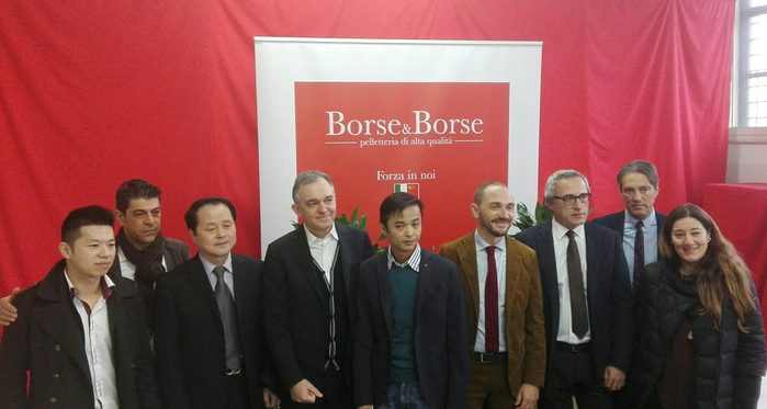 Il modello. Imprese in Toscana, il presidente Rossi: «Legalità in aziende cinesi è possibile»
