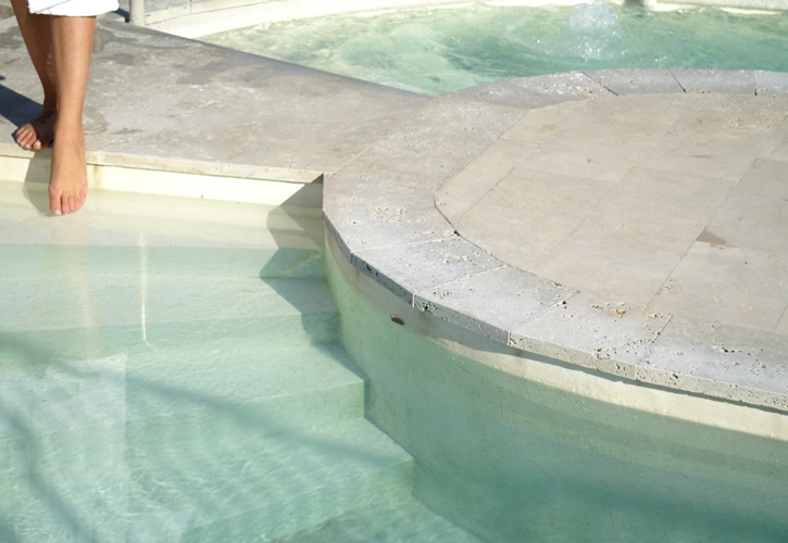 Relax in vasca. Terme Antica Querciolaia, per la Festa della Donna pacchetto speciale con trattamenti viso e corpo