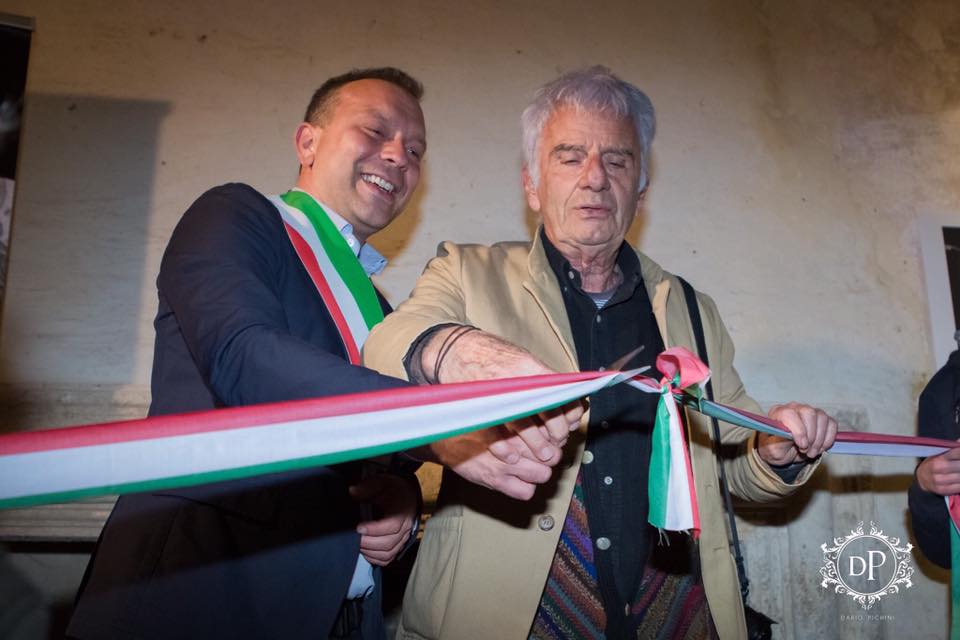 Una vita per la fotografia. Enzo Ragazzini espone a Sarteano tra “realtà e astrazione”