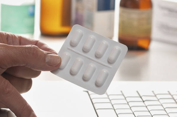 Eccedenza ritirata. Toscana, Estar ordina 10mln di farmaco antiepatite C per errore. L’azienda se li riprende