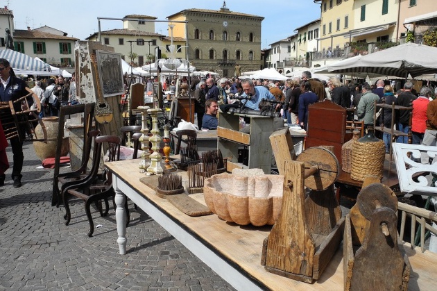 Che fare a Pasqua e Pasquetta? L’imbarazzo di scegliere tra fiere antiquarie, treni e passeggiate