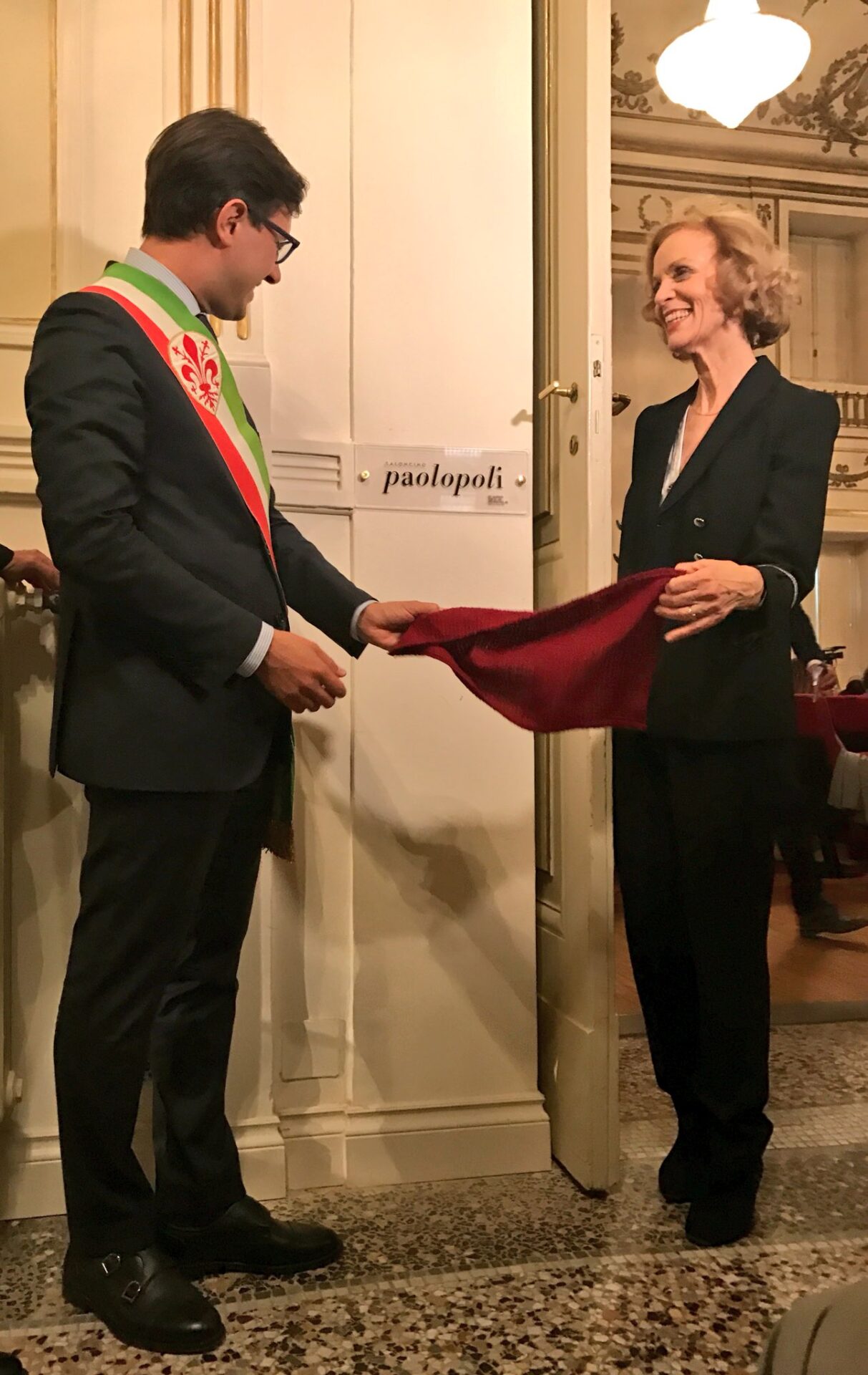 In ricordo di Paolo Poli. Intitolata la saletta al teatro La Pergola
