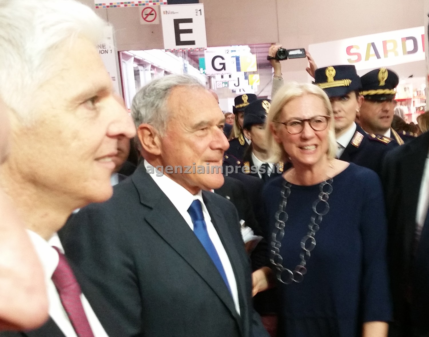 Visita a sorpresa. Grasso fa visita agli editori toscani