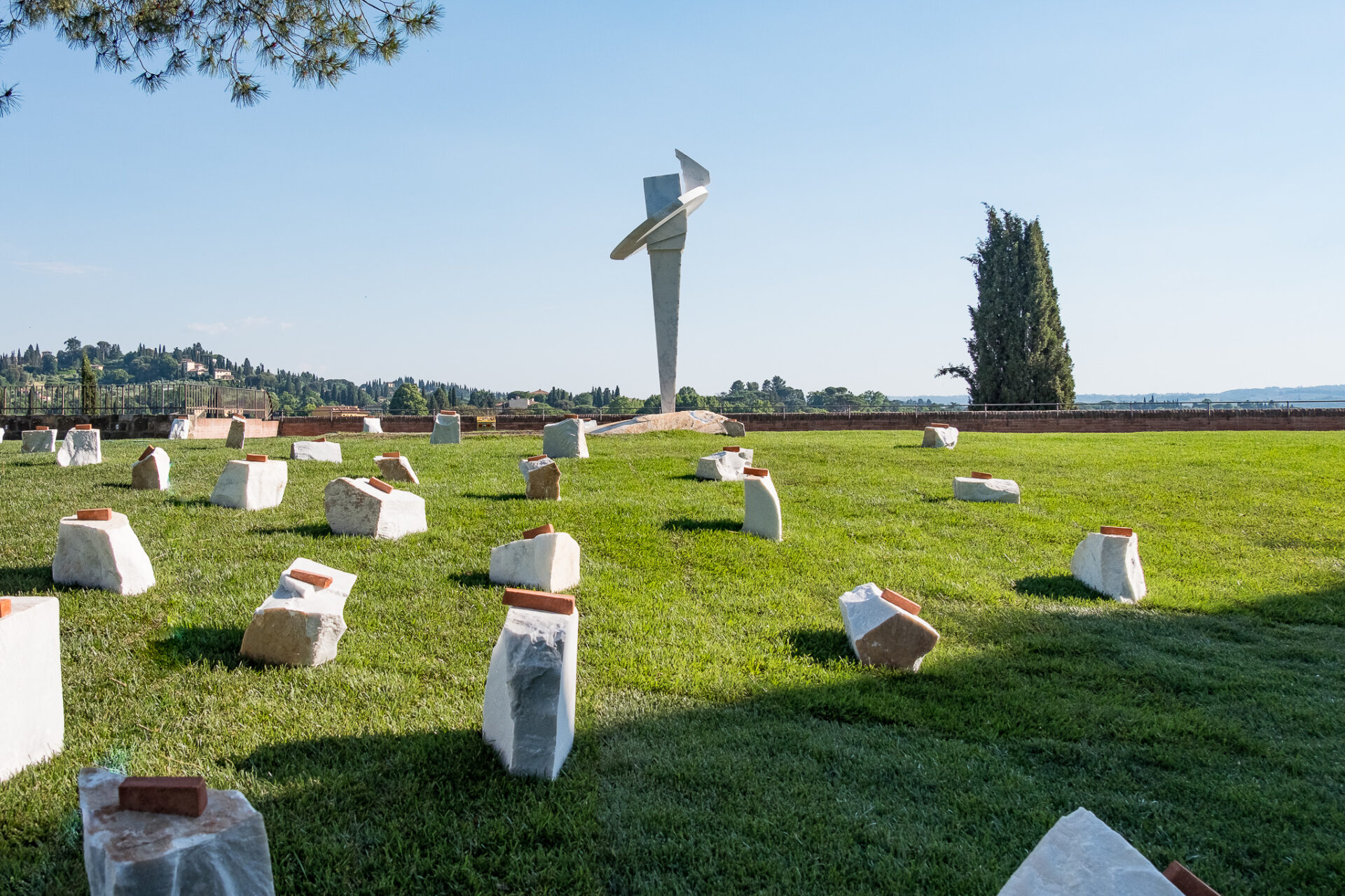 Arte energetica. A Forte Belvedere apre la mostra ‘Ytalia’, dialogo tra maestri di ieri e di oggi