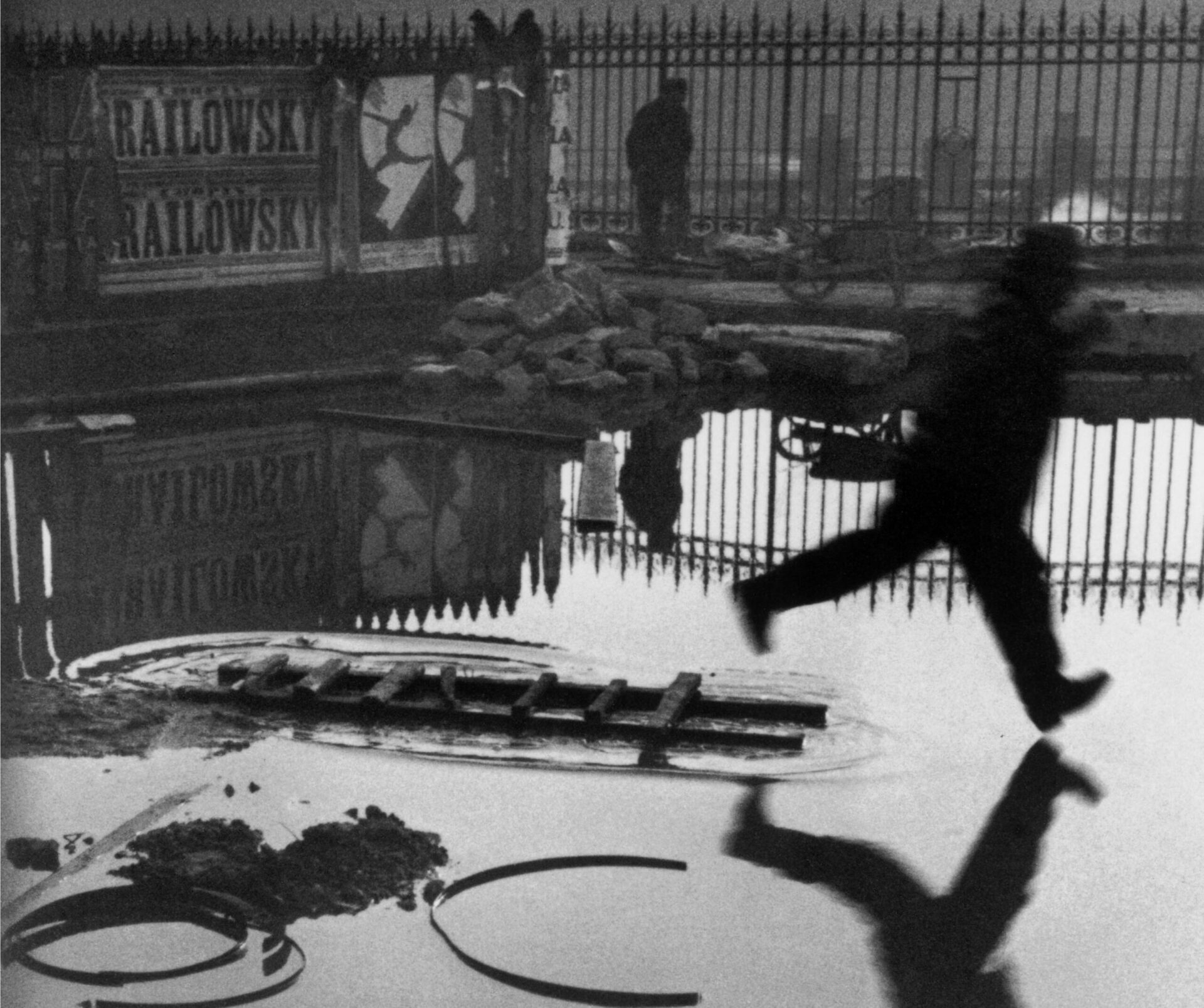 Fotografia in mostra. Omaggio a Henri Cartier-Bresson, in 140 scatti vita e carriera del pioniere del fotogiornalismo