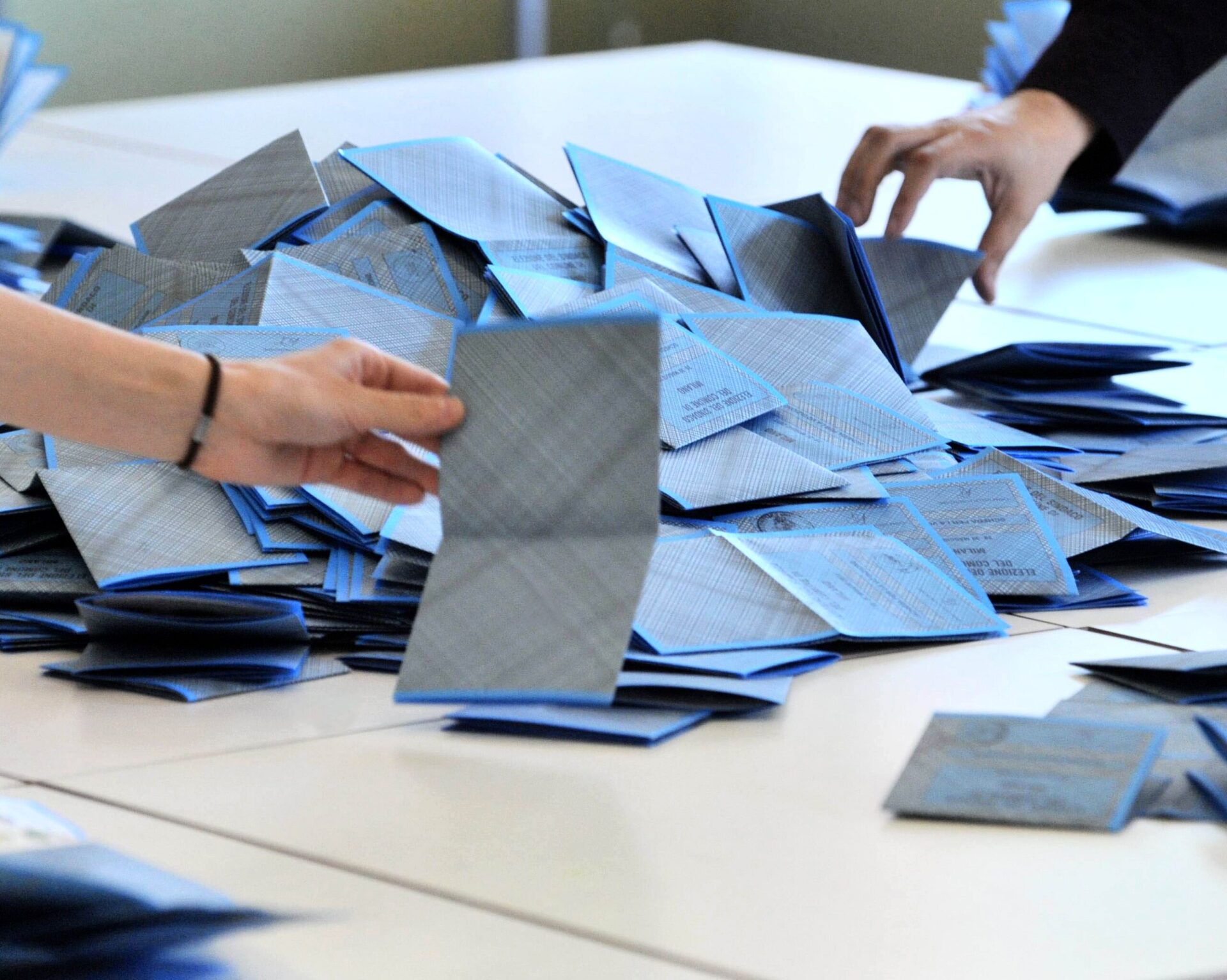 Elezioni politiche. Sorteggiato l’ordine dei simboli sulle schede toscane