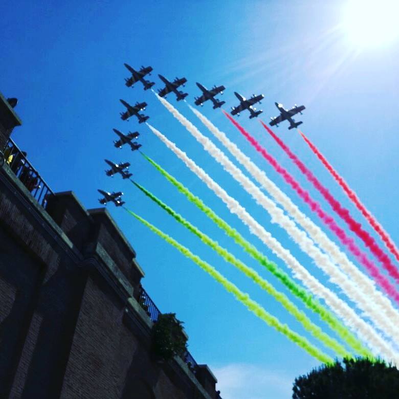 Spettacolo in cielo. Pisa Air show, il 19 maggio tornano sul litorale le Frecce Tricolori