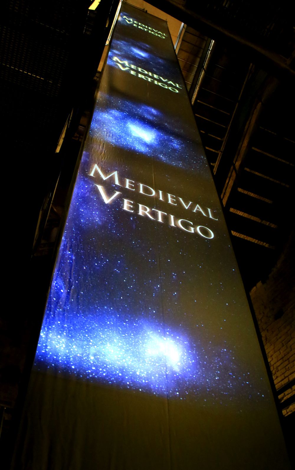 Medieval Vertigo. Videomapping 3D sulla Torre Grossa, 218 scalini tra musica e personaggi del passato