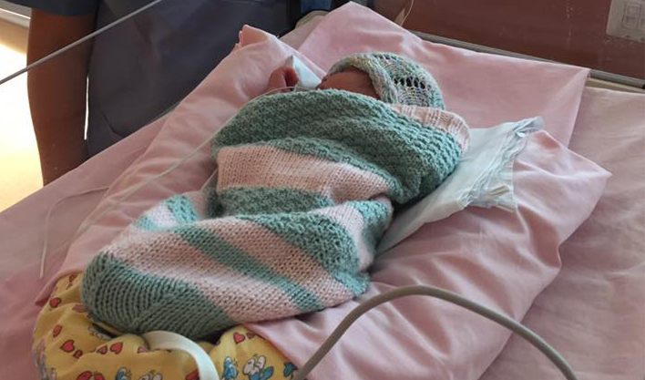 Cuore di maglia. Calde coccole fatte a mano, filati pregiati per i piccoli prematuri