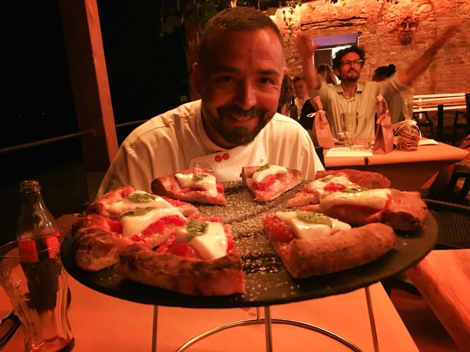 Dalla pizza al Panettone. Tommaso Vatti l’interprete dei simboli dell’Italia