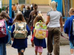 Bambini in sciopero per il compagno bullo: la protesta contro la dirigente scolastica