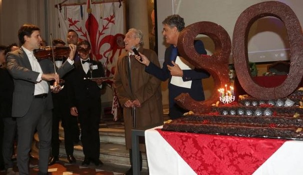 Un bacione a Firenze. Il Fiorino d’oro torna a Narciso Parigi per i suoi stornelli