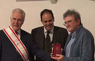 Cuore toscano. Gonfalone d’argento a inventore della “Grotta del vento Garfagnana”, «Potenziale non sfruttato appieno»