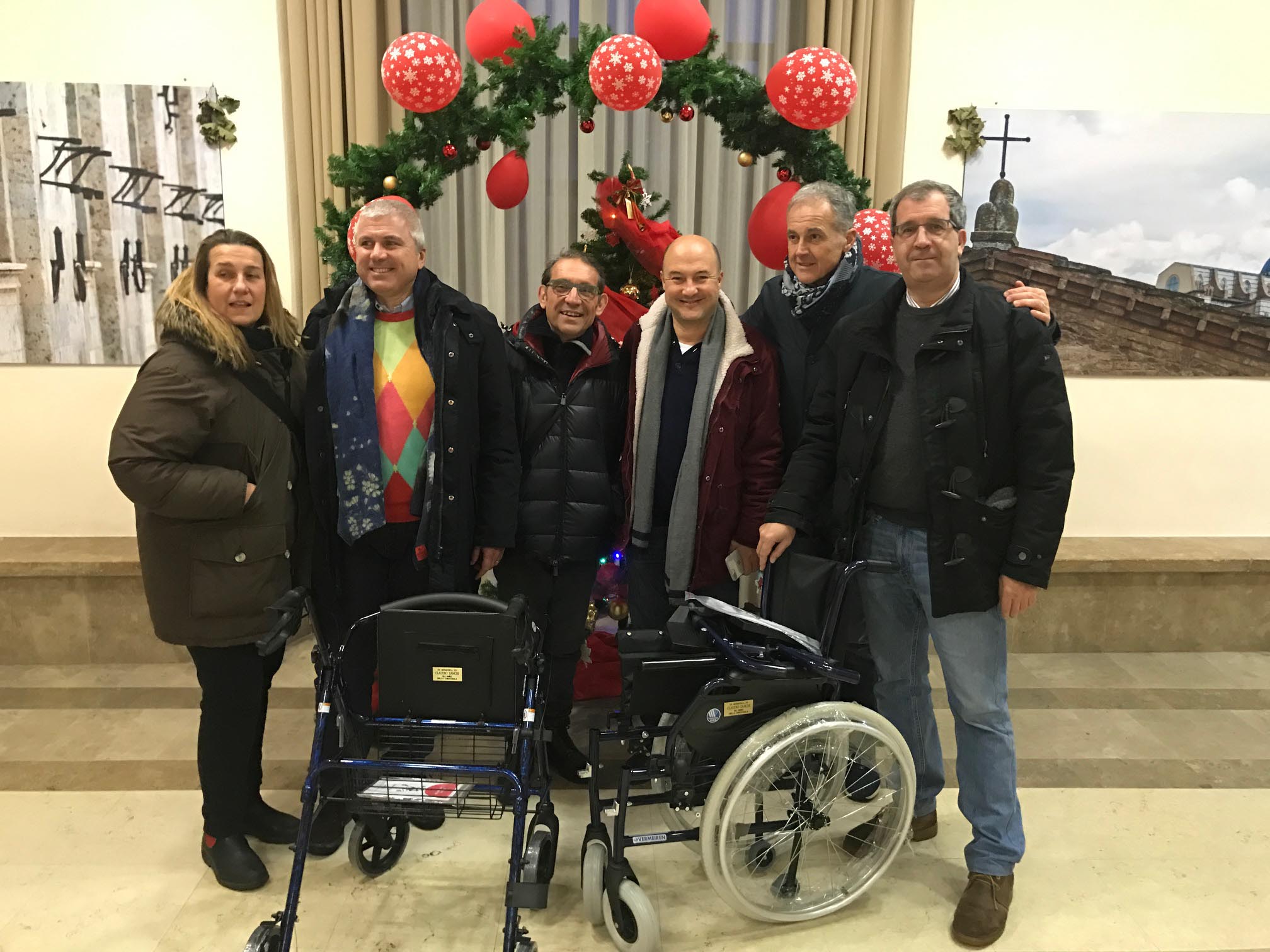 Dono al Campansi. Una carrozzina e un deambulatore per ricordare l’amico scomparso