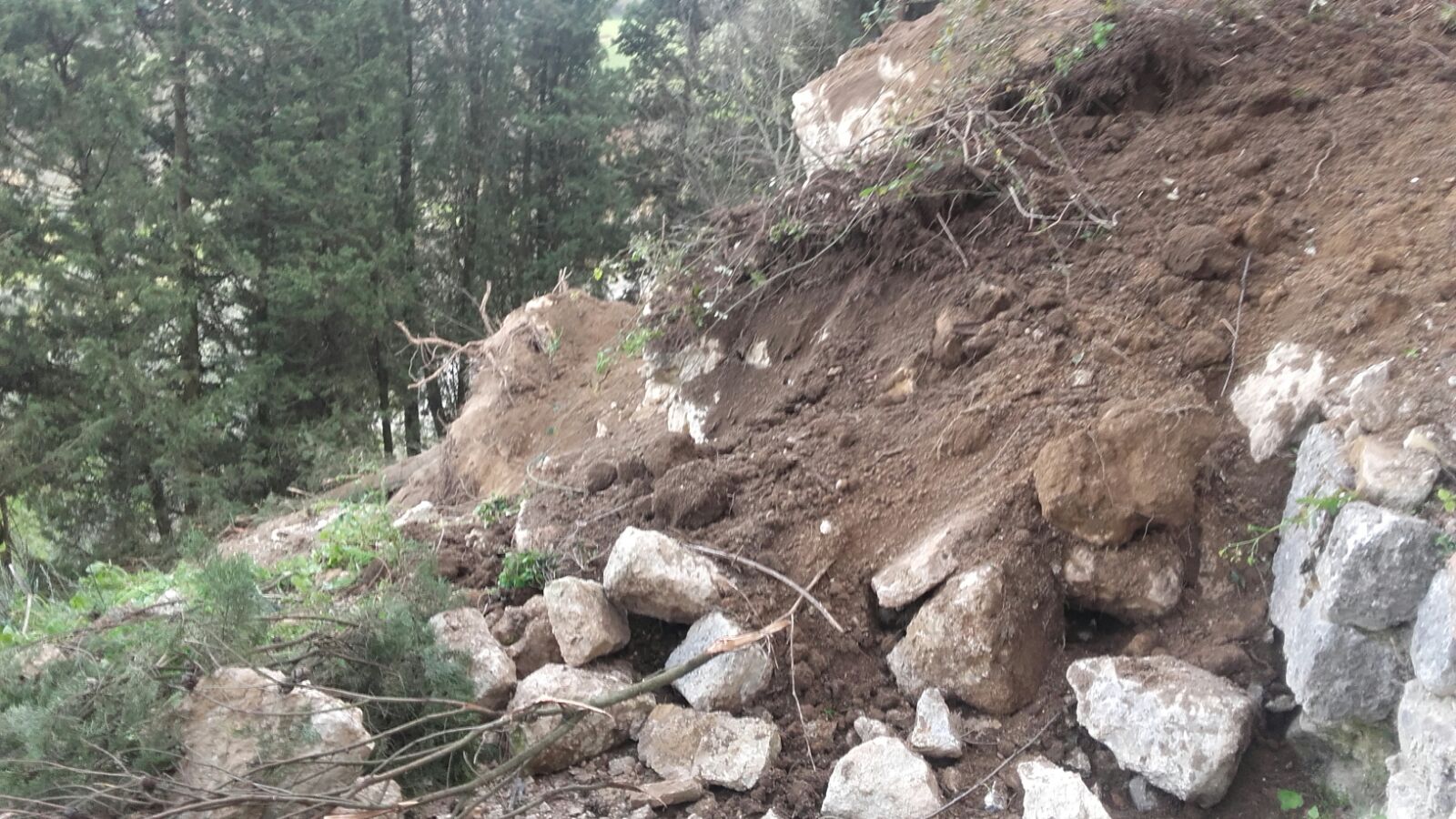 Vigili del fuoco, tra cause crollo assenza regimentazione acqua da terreno sovrastante