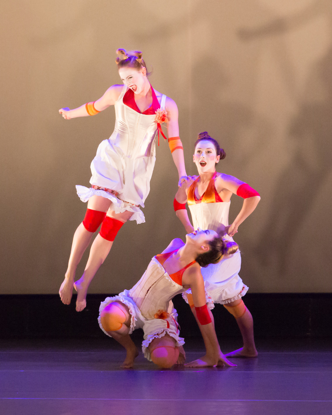 Resi_Dance. A Lastra a Signa la danza contemporanea americana con la UCSB Dance Company