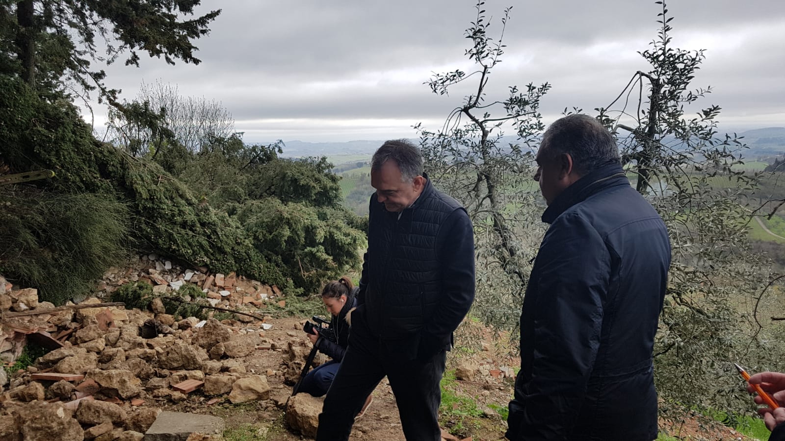 Crollo mura, sindaco: «San Gimignano, città ferita»