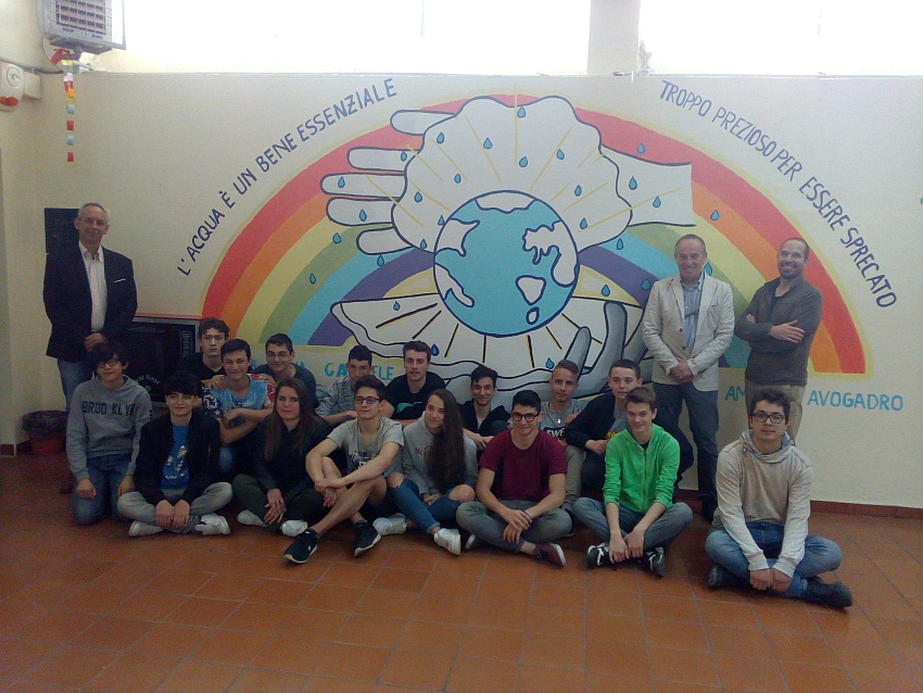 “Acquamia”. Acquedotto del Fiora, svelato il murales ideato dagli studenti