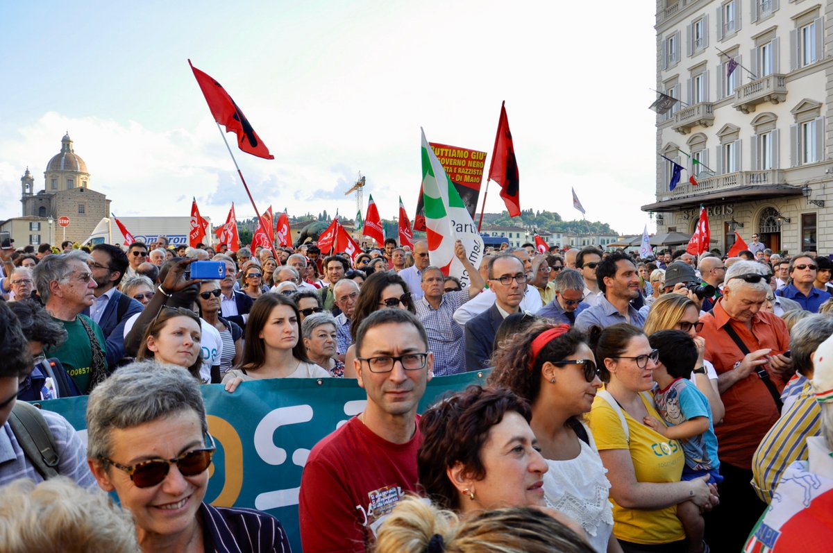 In centinaia contro il razzismo. Il governatore Rossi: «Fenomeno incombe ma lotte per democrazia non vane»