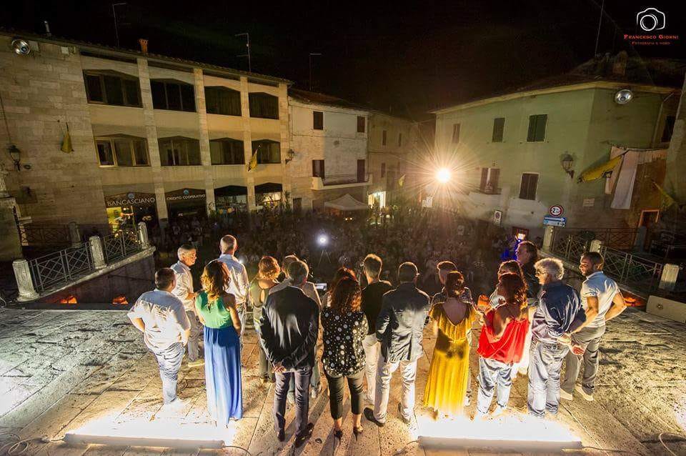 “Asciano canta” in piazza della Basilica con il “Crete Summer Festival”