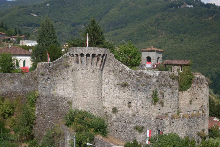 Fusione bocciata. Villa di Castiglione, i cittadini dicono “no” al Comune unico